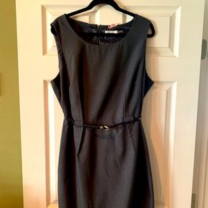 Women’s dress fully lined